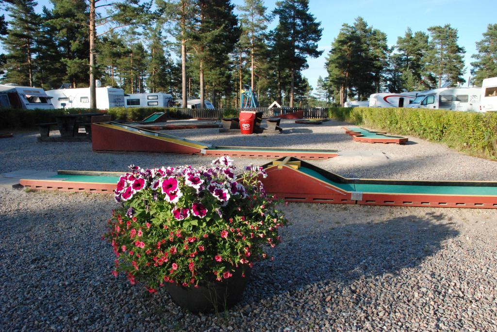 Hostel Hudiksvall Malnbaden Camping المظهر الخارجي الصورة